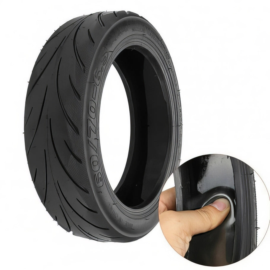 Tubeless Reinforced Tyre 60/70 - 6.5